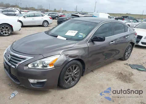 2015 Nissan Altima 2.5 S z USA, uszkodzony, nr VIN 1N4AL3AP3FN902944